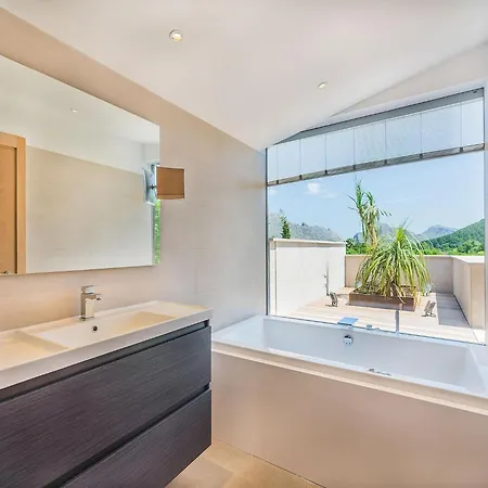 Holiday home 6-guest Stone Haven In Pollensa *
